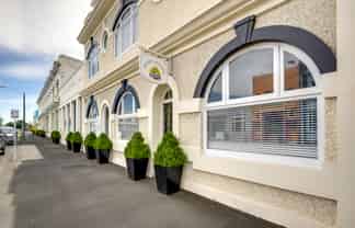 Office Suites for Small Businesses (Office 2)