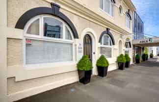 Office Suites for Small Businesses (Office 4)