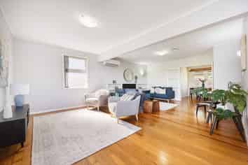 61 Salford Street, Newlands