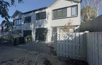 10D Cantina Ave, Bayview
