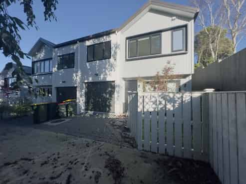10D Cantina Ave, Bayview