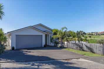 11 Burwood Terrace, Gulf Harbour