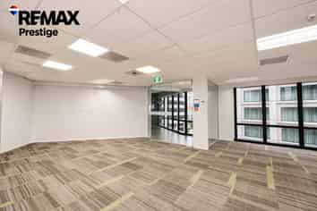 Affordable full floor office space 