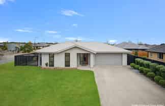 22 Sandstone Crescent, Rolleston
