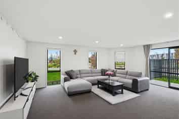 22 Sandstone Crescent, Rolleston