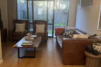 12/10 Newington Road, Henderson