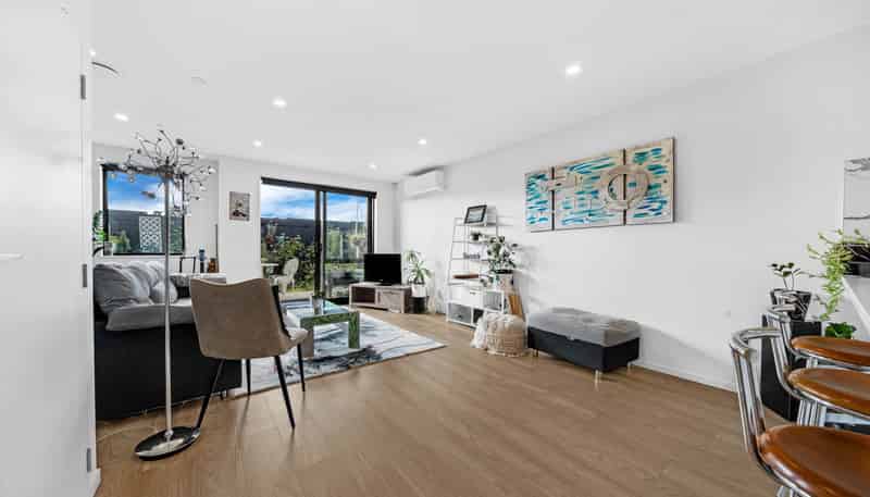 7/32B Westgate Drive, Massey
