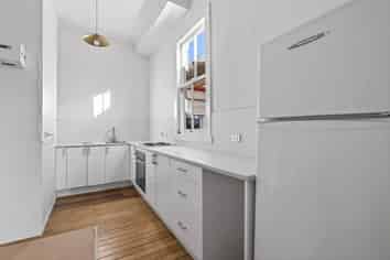 2C/24 West End Road, Herne Bay