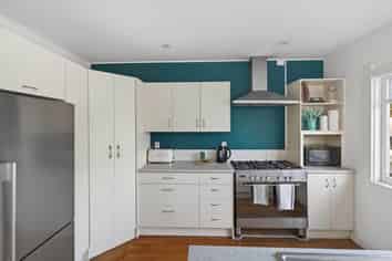 2A/24 West End Road, Herne Bay