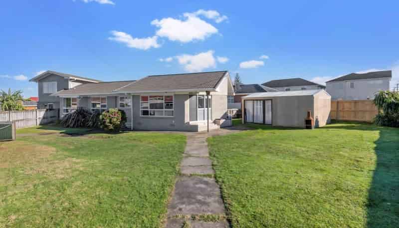 68a Grove Road, Papakura