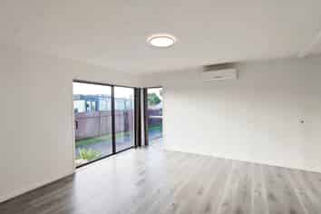 1/4 Tango Place, Henderson