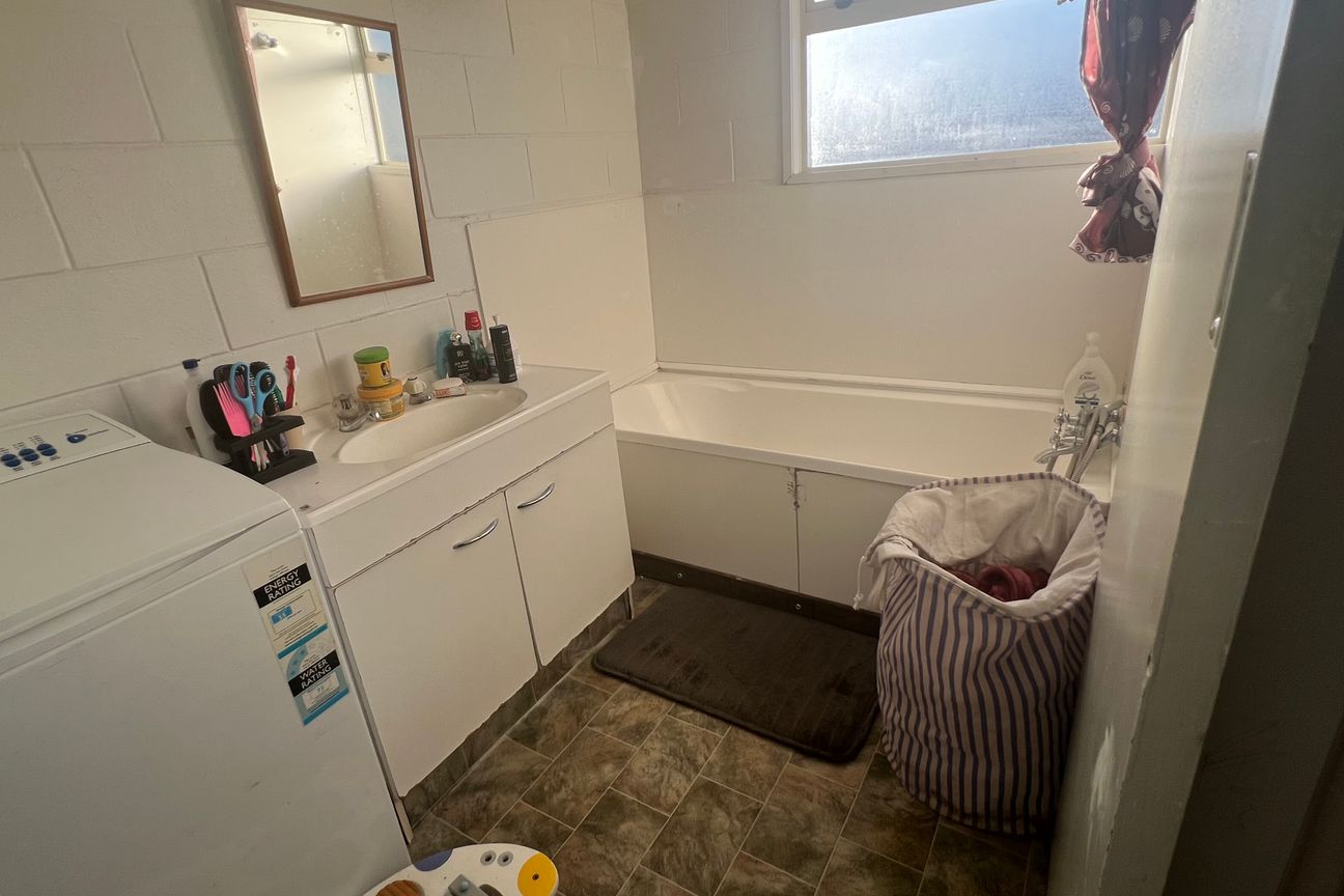 1-bedroom downstairs unit for rent! - Widok 6
