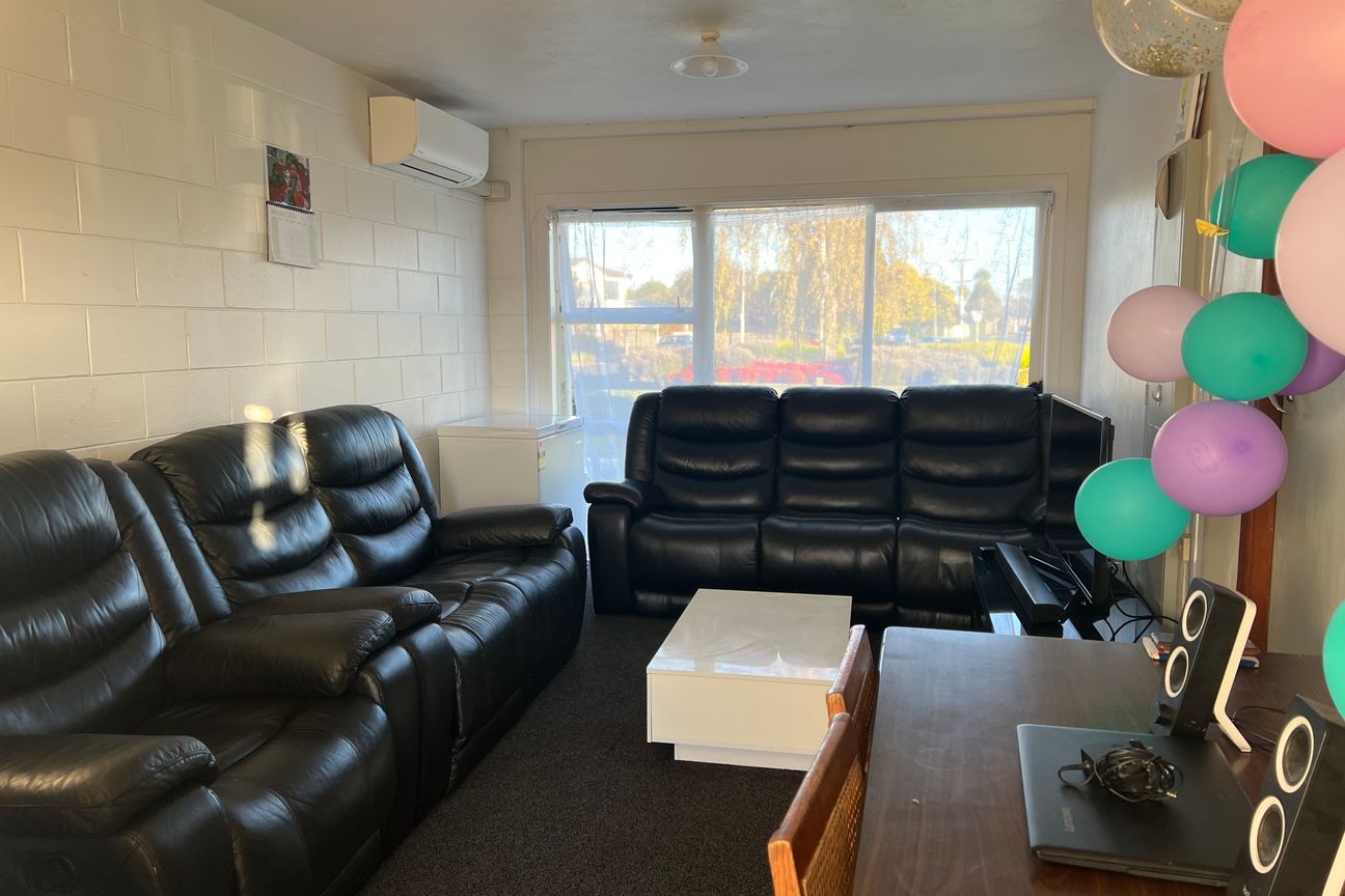 1-bedroom downstairs unit for rent! - Widok 4