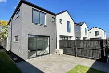 122C Blenheim Road, Riccarton