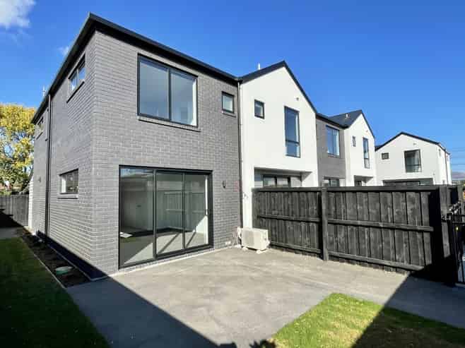 122C Blenheim Road, Riccarton
