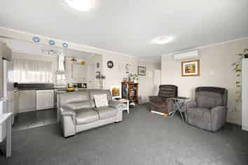 22 Sunnyhills Avenue, Glenview