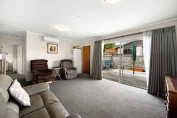 22 Sunnyhills Avenue, Glenview