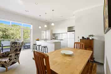12 Parkside Drive, Orewa