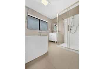 1/16 Parramatta Place, Botany Downs
