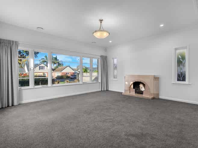 33 Dalethorpe Avenue, Fairfield