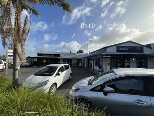 Main road position in Matakana