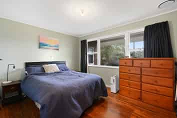 44 Bruce Avenue, Glenview