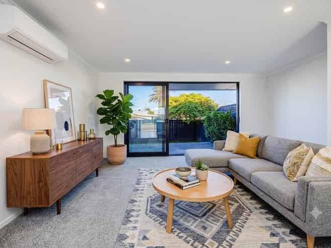 15 Paapaakiri Loop, Takanini