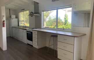 B/140 Attwood Road, Paremoremo