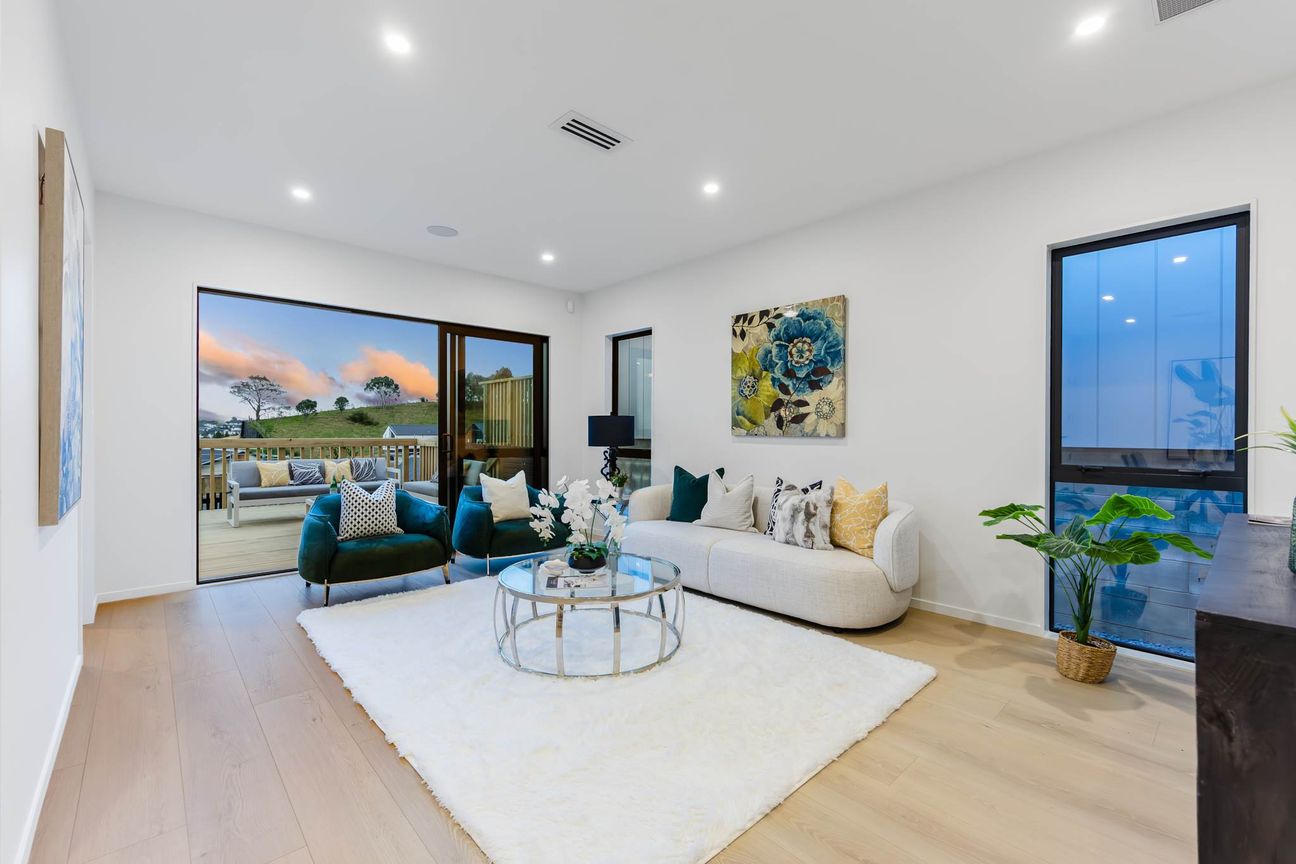 Elevated Single-Level Living with Stunning Outlook - Widok 5