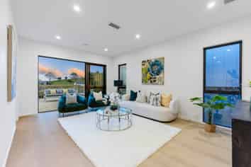 8 Moko Road, Orewa