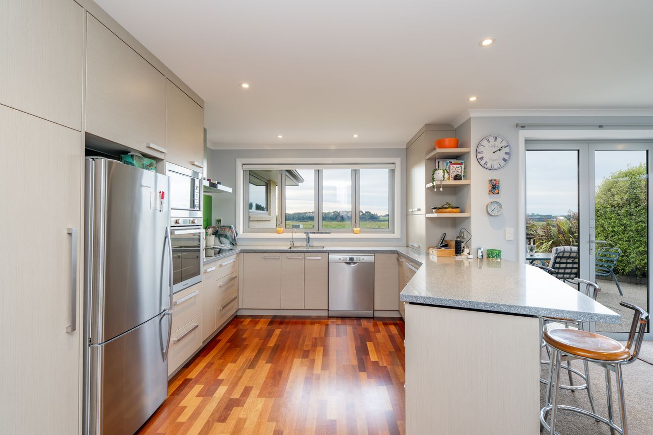 Clever Design Meets Practical Luxury in Rosedale – pohled 5