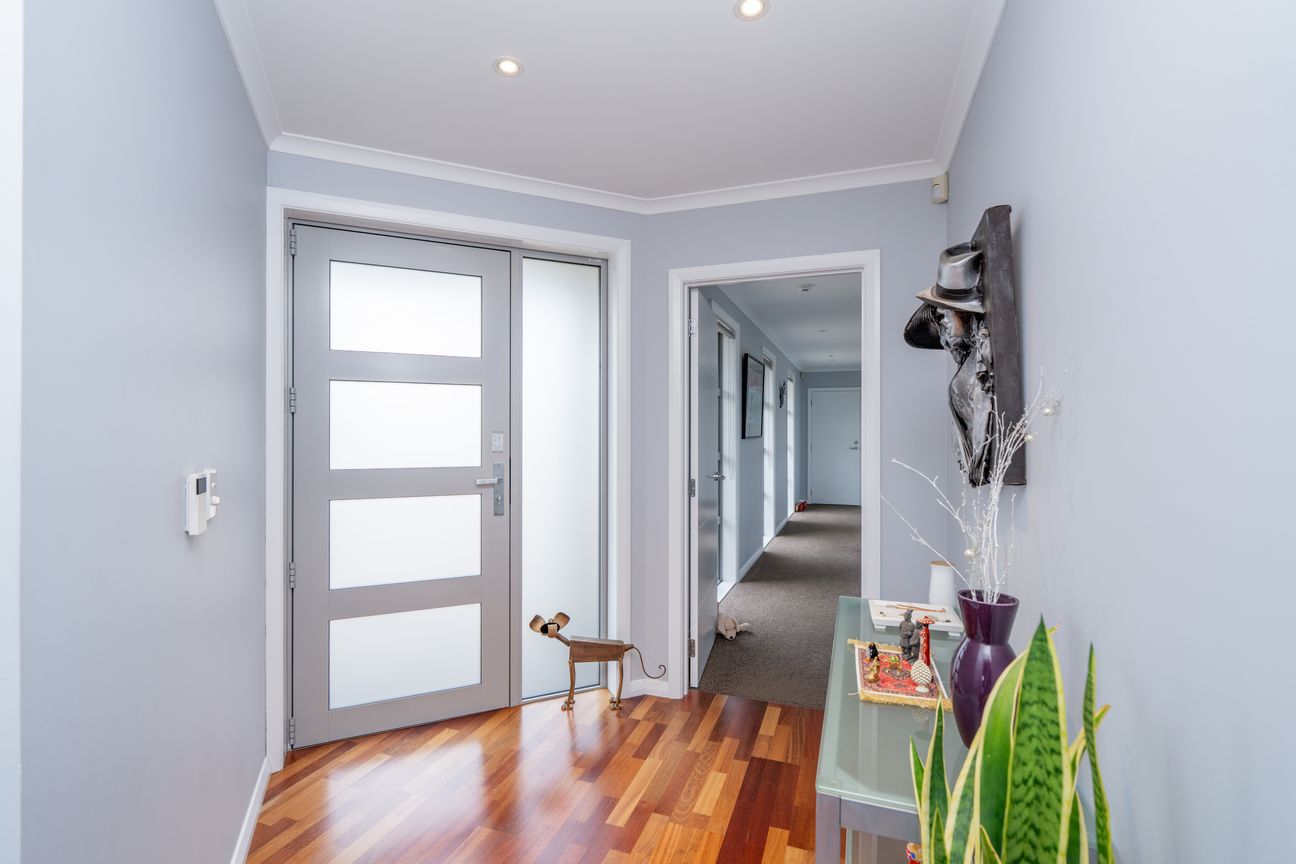 Clever Design Meets Practical Luxury in Rosedale – pohled 3