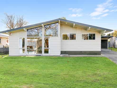 76 Oakfield Crescent, Pukete