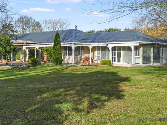 111 Telegraph Road, Burnham