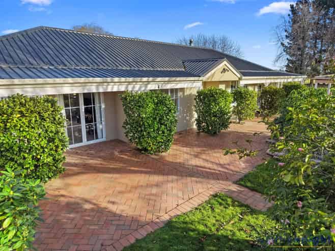 111 Telegraph Road, Burnham