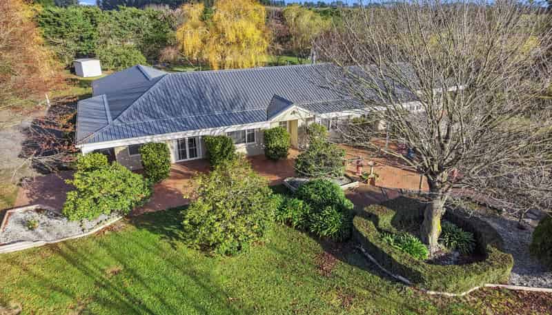 111 Telegraph Road, Burnham