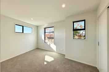 2A Moa Road, Point Chevalier