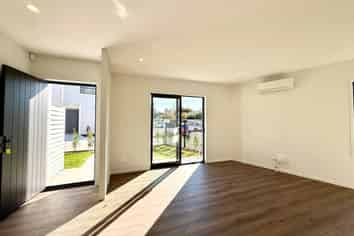 2A Moa Road, Point Chevalier