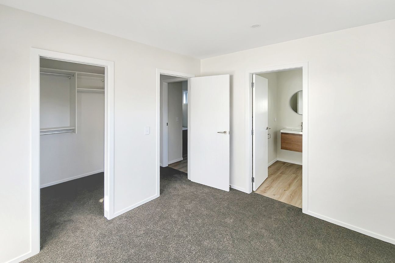 Wainui Living - Fler