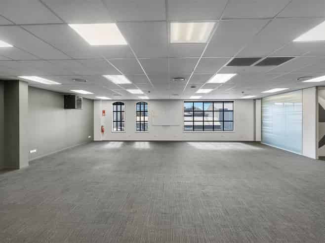 CBRE - Quality City Fringe Office