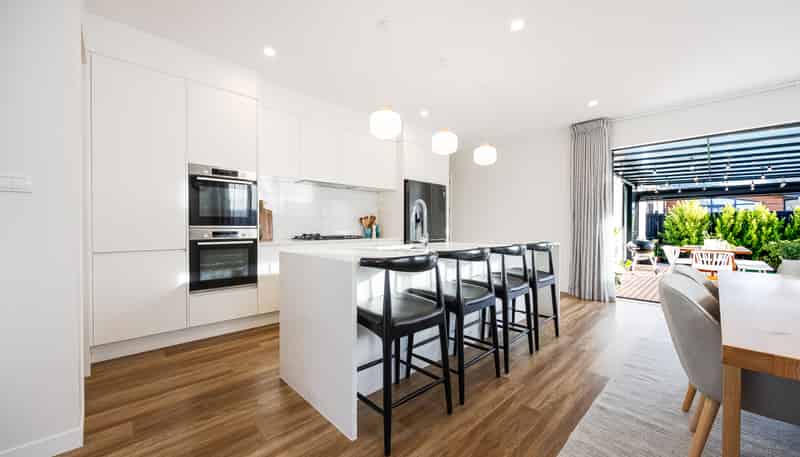 20 Houpuni Road, Milldale