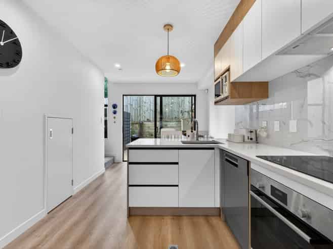6/38 Kaikoura Street, Henderson