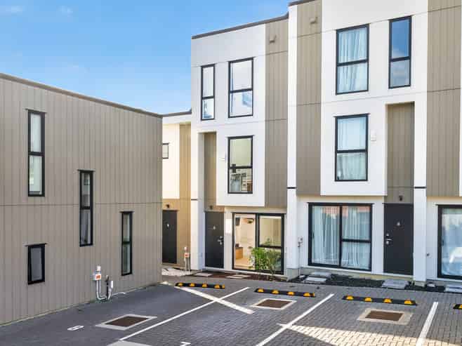 6/38 Kaikoura Street, Henderson