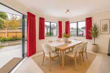 301b Fenton Street , Thames