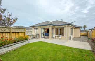 301b Fenton Street , Thames