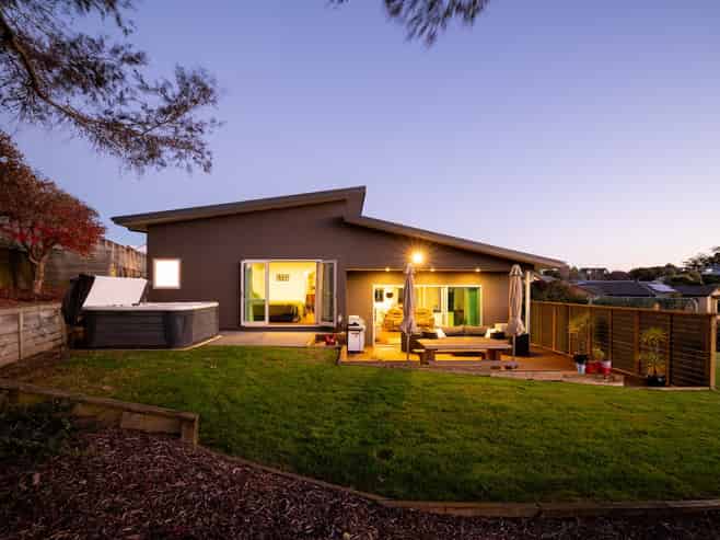 15 Lionel Place, Mapua