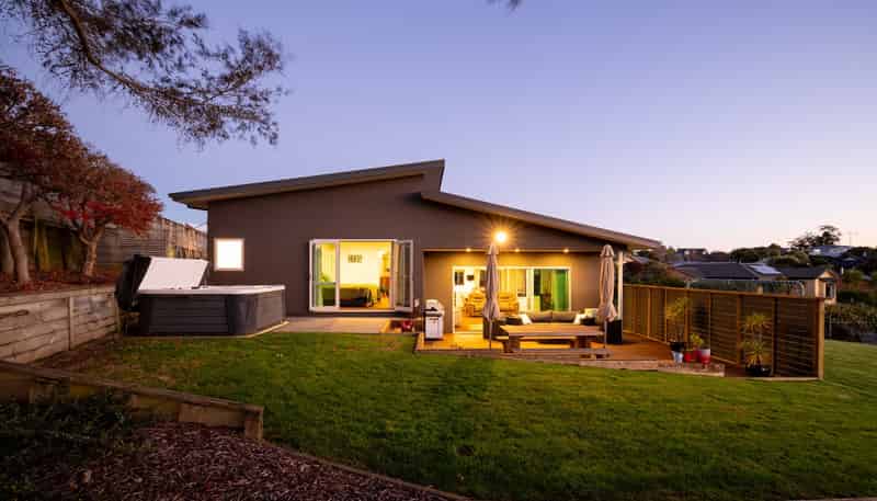 15 Lionel Place, Mapua