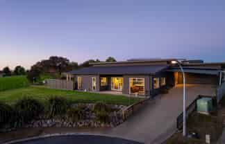 15 Lionel Place, Mapua