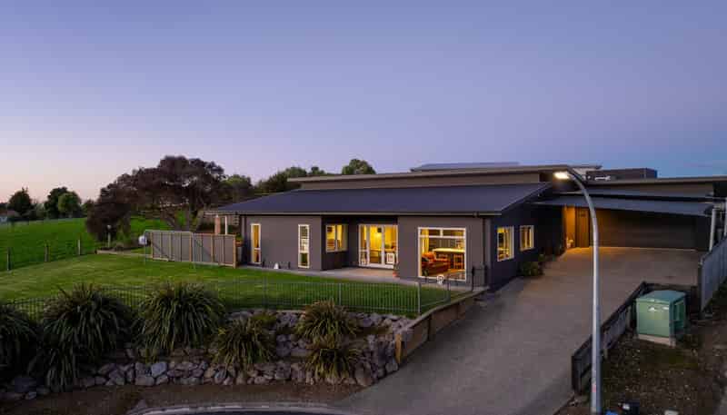 15 Lionel Place, Mapua