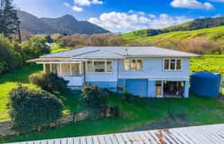 2416 State Highway 1, Brynderwyn
